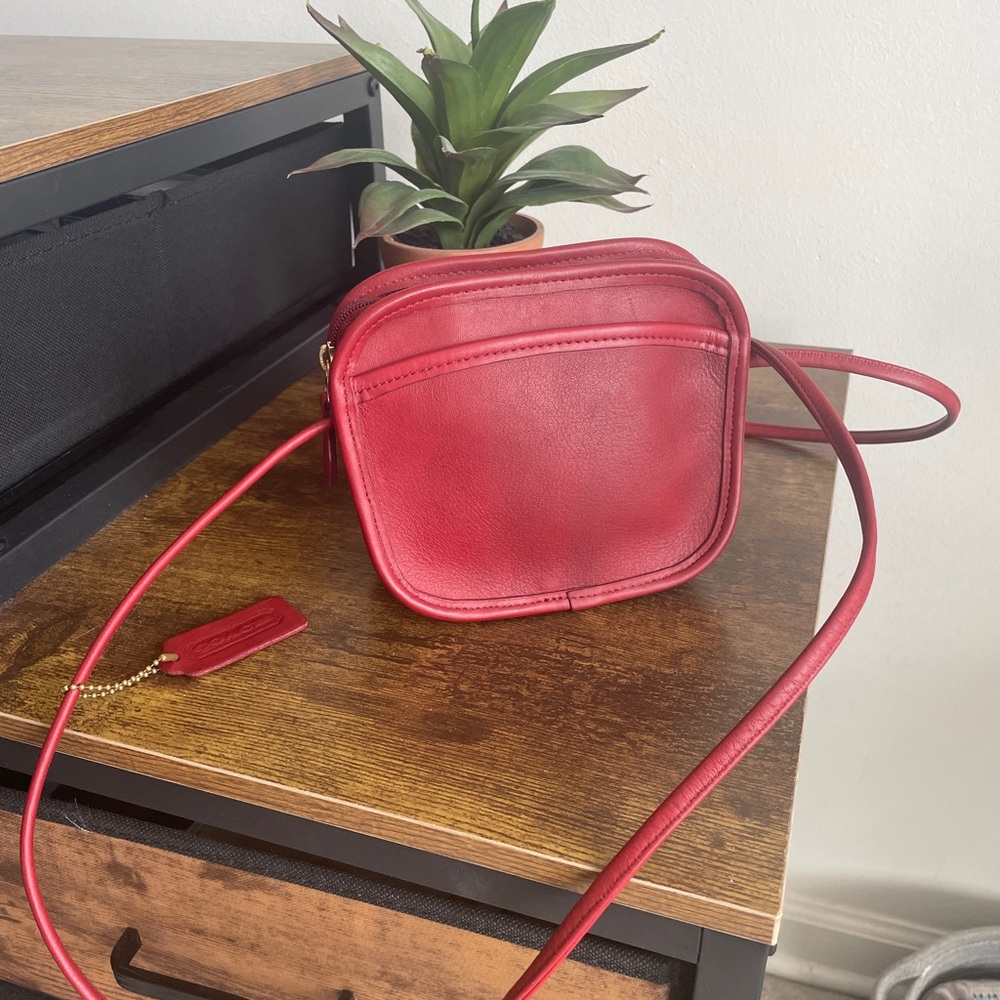 Red Vintage Coach Hadley Crossbody Style 9935